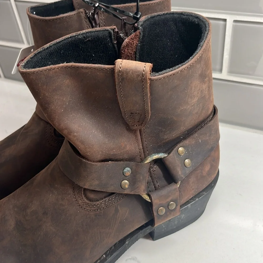 Dingo Men’s  Side Zipper Harness Rev Up Boots‎ DI19094 Size 12 EW NWOT